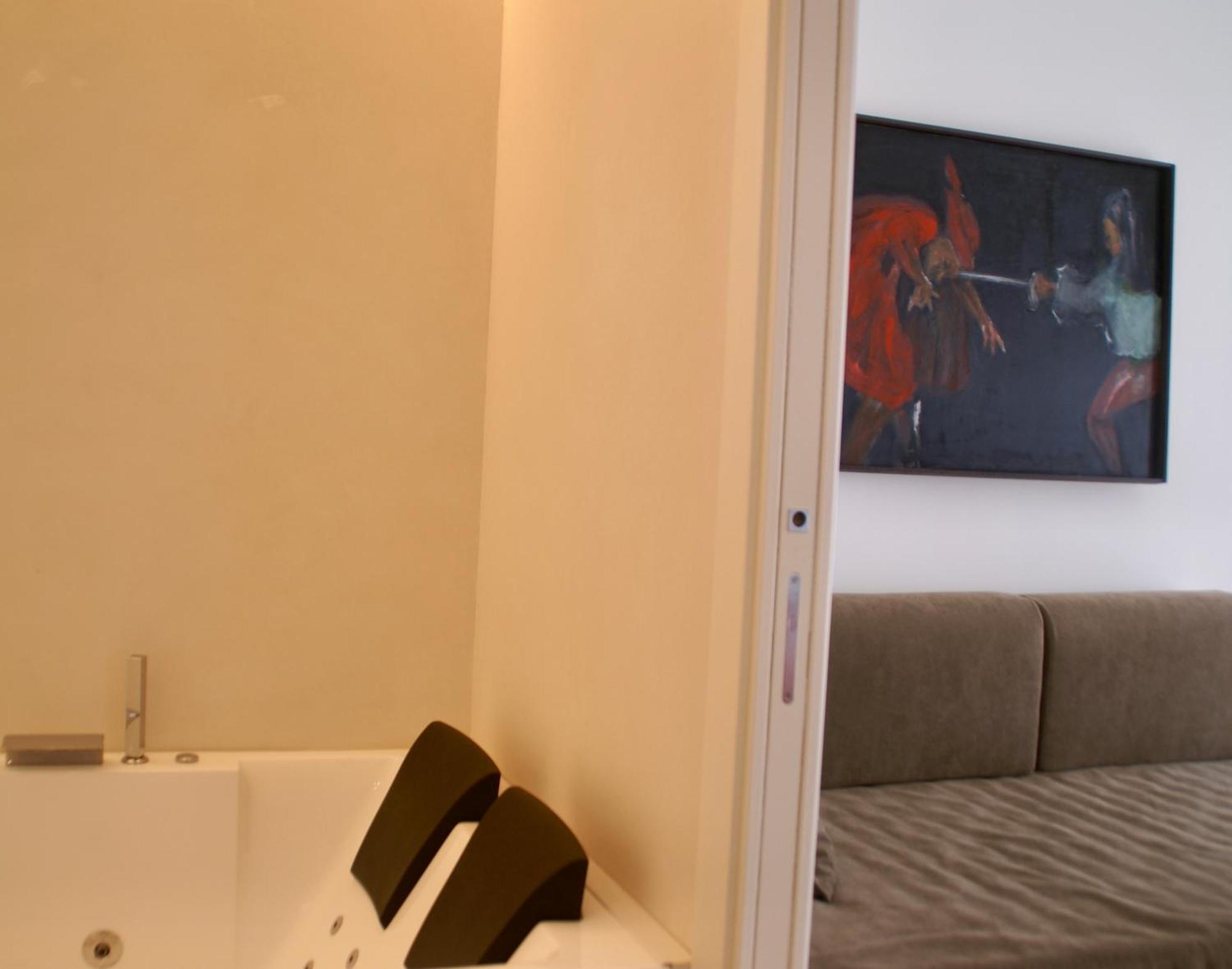 Fra Le Righe Bed & Breakfast Catania Bagian luar foto